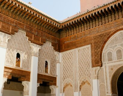 Agadir czy Marrakesz? Porównanie zimowych destynacji w Maroku