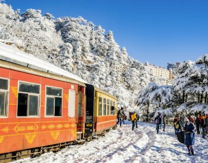 Porównanie cen zimowych kierunków – gdzie polecieć za rozsądną cenę?